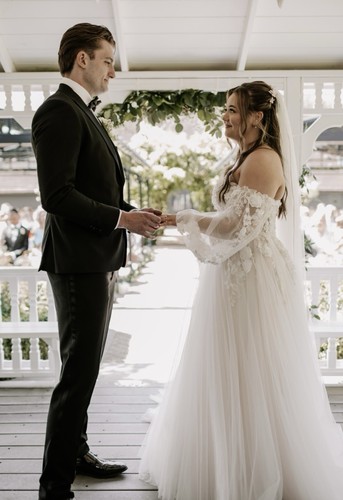 Disney wedding dress - wedding,