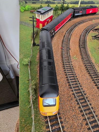 Hornby virgin trains class - hornby,