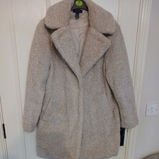 New look Faux fur teddy coat. stylish mid jkt uk 12. oversize fit..