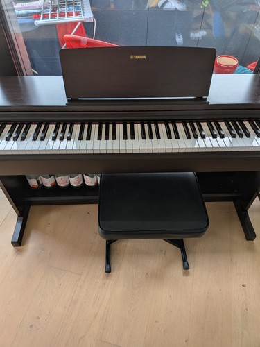 Yamaha arius ydp 144 - yamaha,