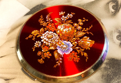 Stratton metallic red and gold