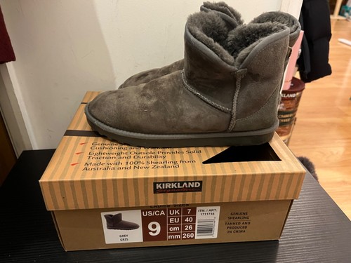 Kirkland grey boots size - , 7