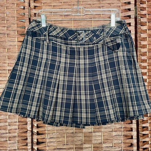 Social collision plaid pleated - social,