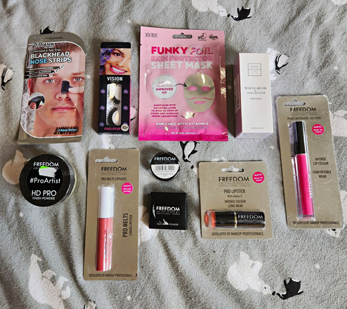 New mixed beauty - mixed, beauty/cosmetics