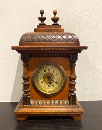 Mechanical wooden mantel - mechanical,
