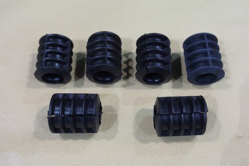 Fuel tank mounting - tank, rubber