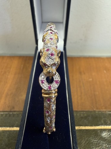Rare 9ct gold - rare,