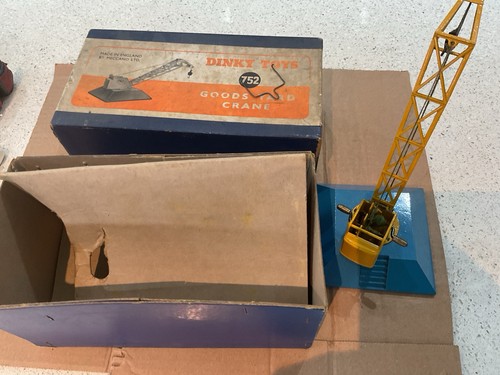 Vintage dinky toys 752 - 752, boxed
