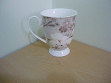 M&S Beauty Porcelain Mug -