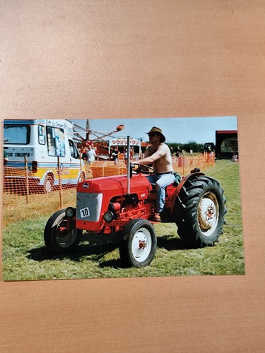 Photo tractor bmc - tractor,