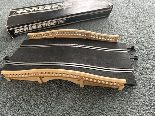 Scalextric classic track hump - scalextric,