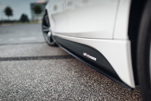 Performance side skirts blades - side,