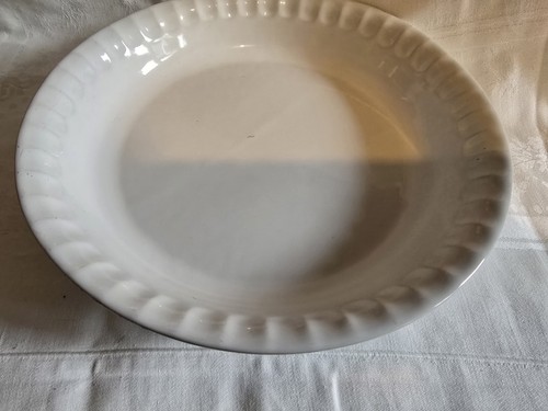 Pyrex pie dish round and - pyrex,
