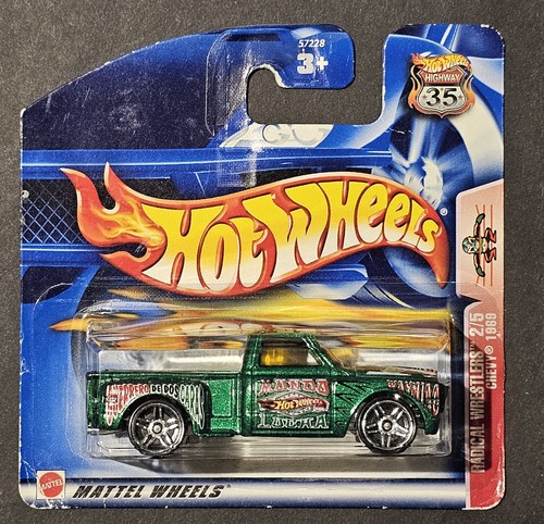 Hot wheels chevy - 69, radical