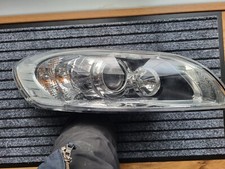 2014 volvo c70 headlight - volvo,