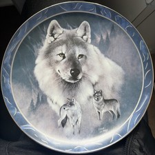Silver Scout Plate 1 Wolves
