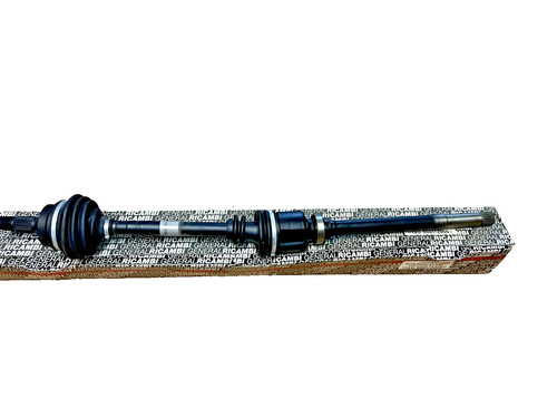 Right side half shaft - half,