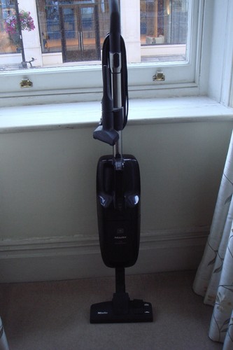 Miele vacuum cleaner s147 - miele,