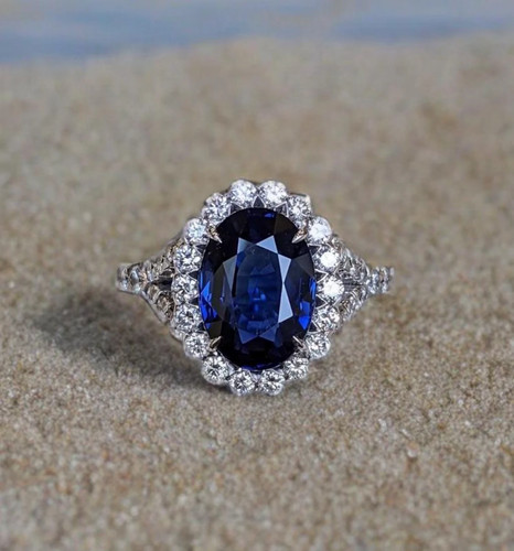 Natural blue sapphire - 5.80,