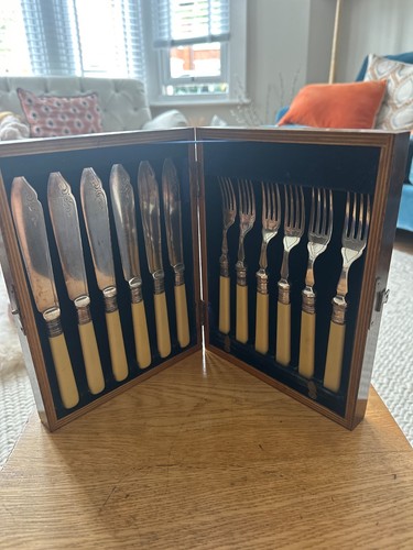Beautiful vintage piece - beautiful, 12-piece