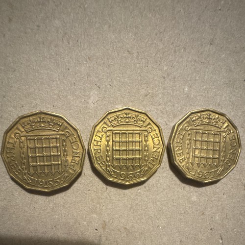 Elizabeth threepence coin - ii,