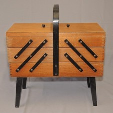 Wooden 3 Tier Cantilever