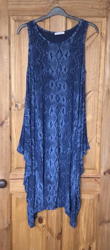 Obsession blue animal snake
