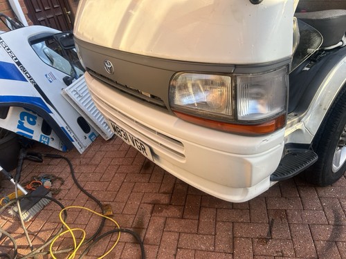 Toyota hiace campervan off - toyota,
