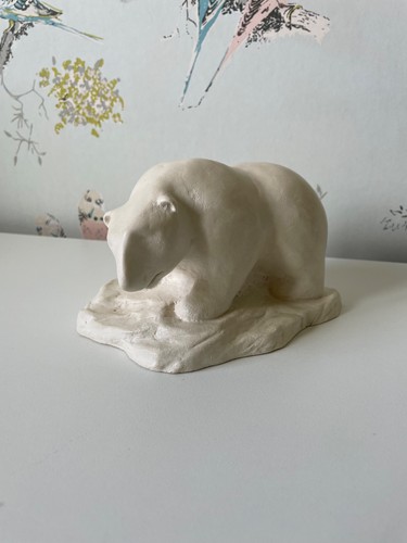 Polar bear sculpture - bear,