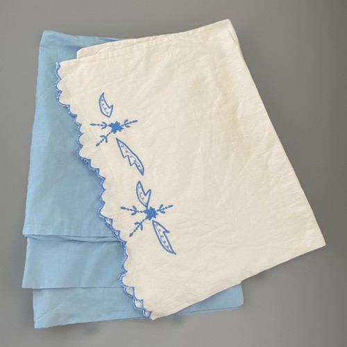 Pair vintage pillowcases - vintage,