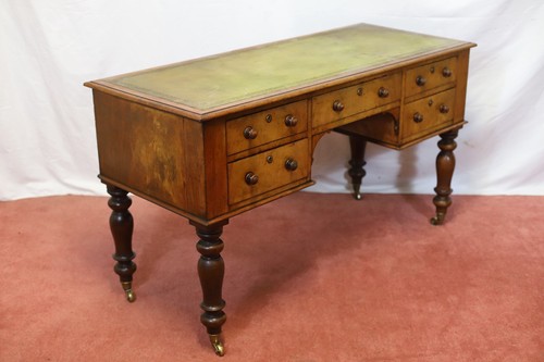 Lovely victorian walnut - lovely,