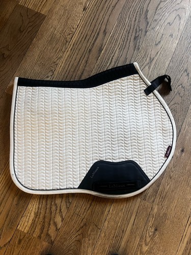 Mieux essense stone saddle - ,