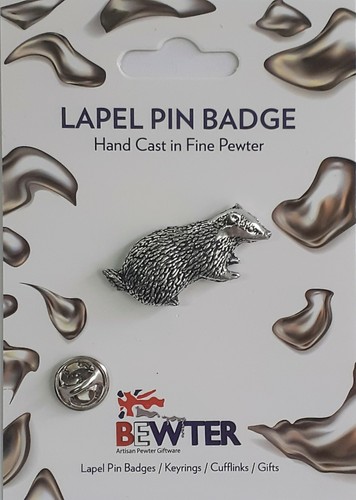 Badger animal lapel - badger, badge
