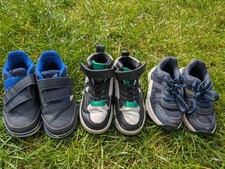 3 pairs of toddler boys’