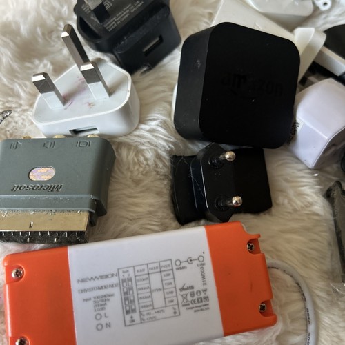 Joblot electronics adapters - electronics,