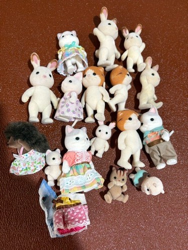 Sylvanian families figures - sylvanian,