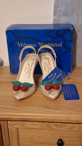 Vintage vivienne westwood lady - vivienne,
