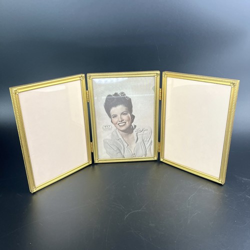 Vtg brass metal hinged trifold - metal,
