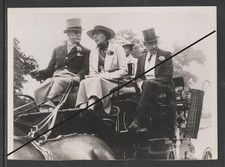 PHOTOGRAPH Dame Laura Knight