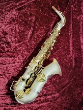 Alto saxophone the buescher - saxophone,
