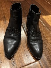 Donald J Pliner Women's