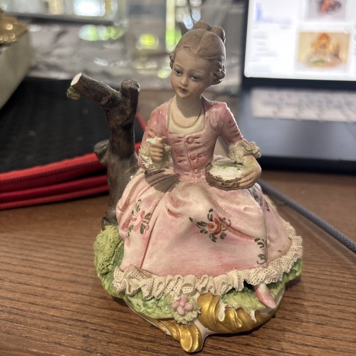 Capodimonte porcelain figurine - capodimonte,