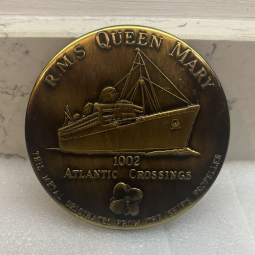 Rms queen mary propeller relic - queen,