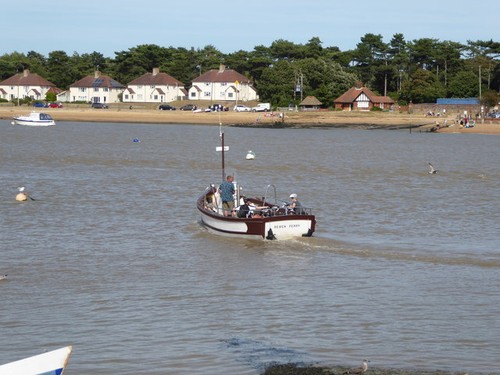 Photo the felixstowe - the, to