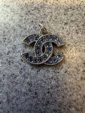 CHANEL  CC Double Pendant