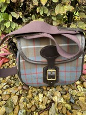 MacIntyre & Thomas Tweed &