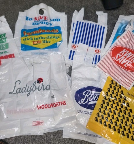 Joblot vintage plastic carrier - joblot,