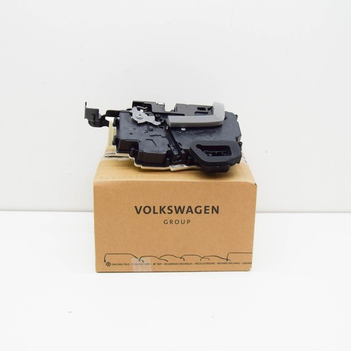 Audi 4mn front - front, left