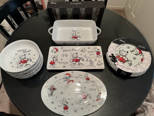 Disney scetchbook dining set - disney,