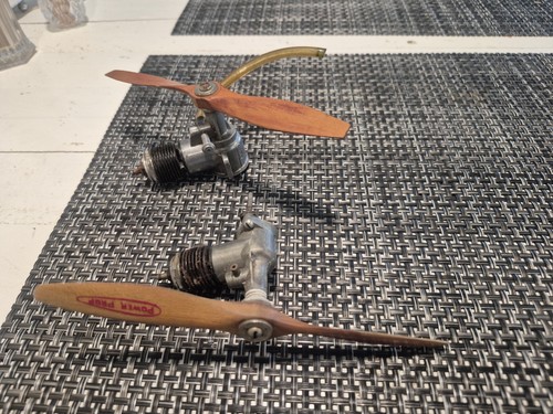 Vintage gas airplane - gas, engines-
